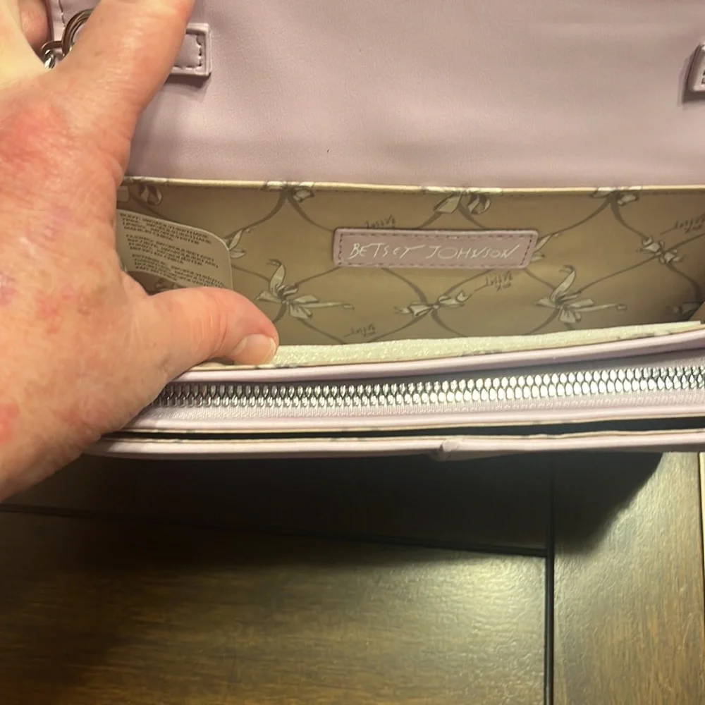 Brand new Betsey Johnson crossbody - Picture 4 of 13